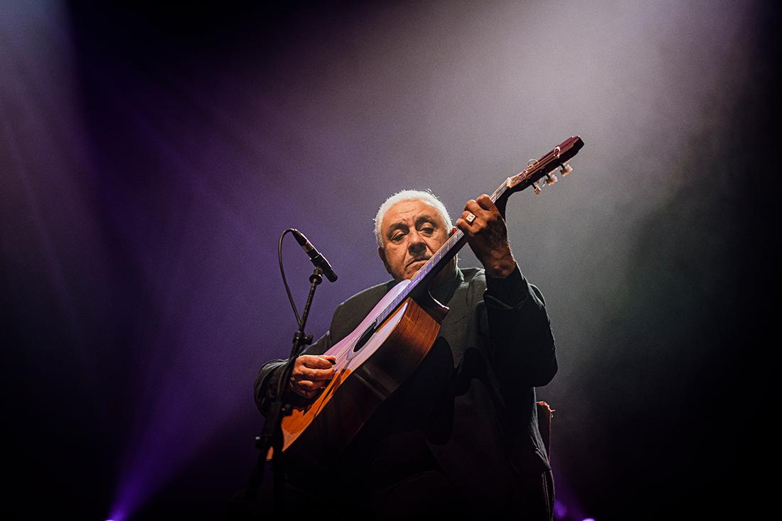 Julio Cobelli: la guitarra del tango