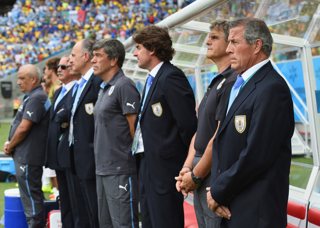 Reconocimiento al Cuerpo Técnico de la selección uruguaya de fútbol liderado por Óscar Washington Tabárez
