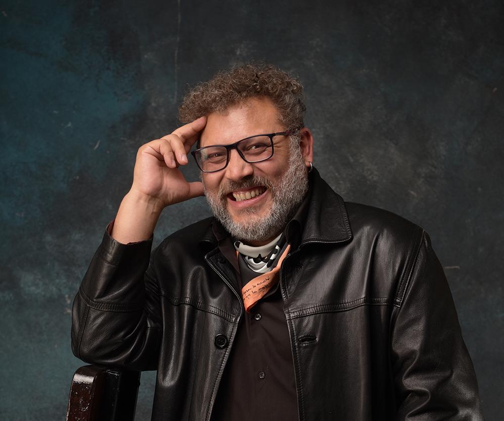 Nico Román presenta «Remedios caseros»